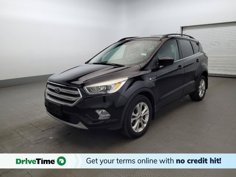 Used 2017 Ford Escape SE w/ Equipment Group 201A FWD image 1