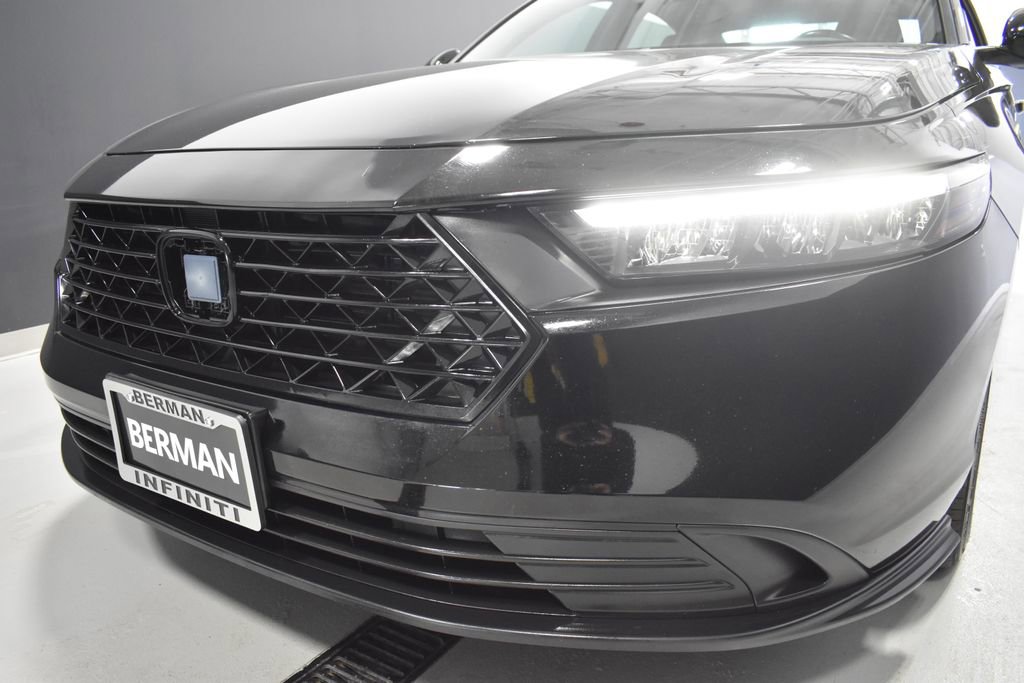 Used 2023 Honda Accord Sport image 11
