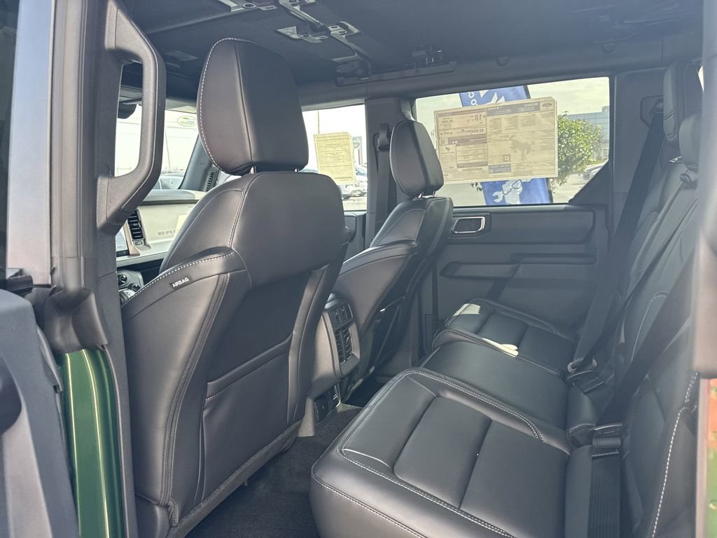 New 2025 Ford Bronco Outer Banks w/ Sasquatch Package AWD/4WD image 20