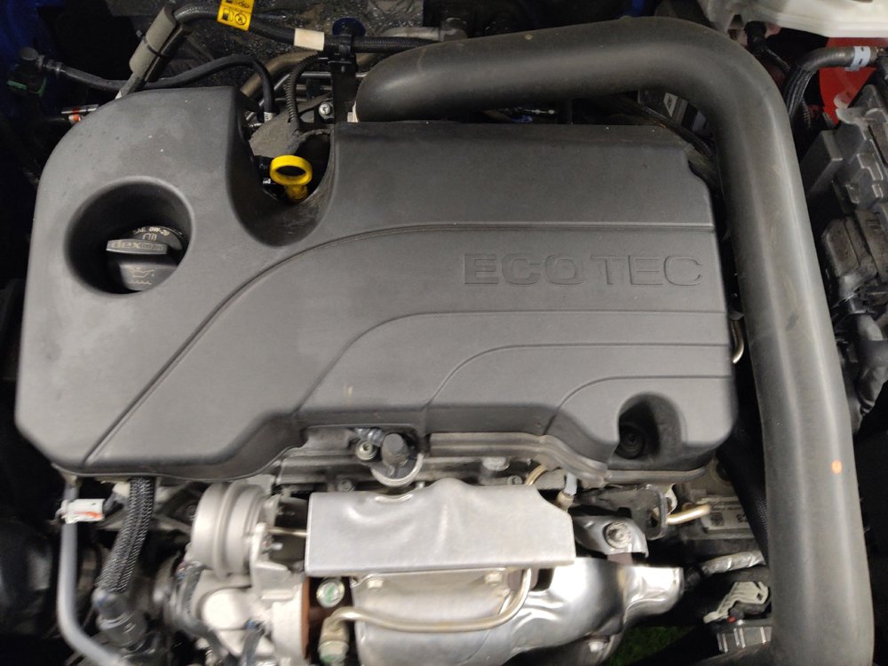 Used 2024 GMC Terrain SLE FWD image 30