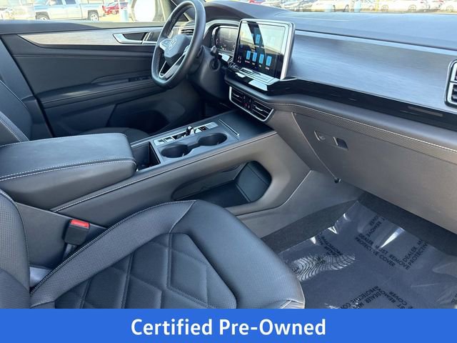Certified 2025 Volkswagen Atlas Cross Sport SE FWD image 16