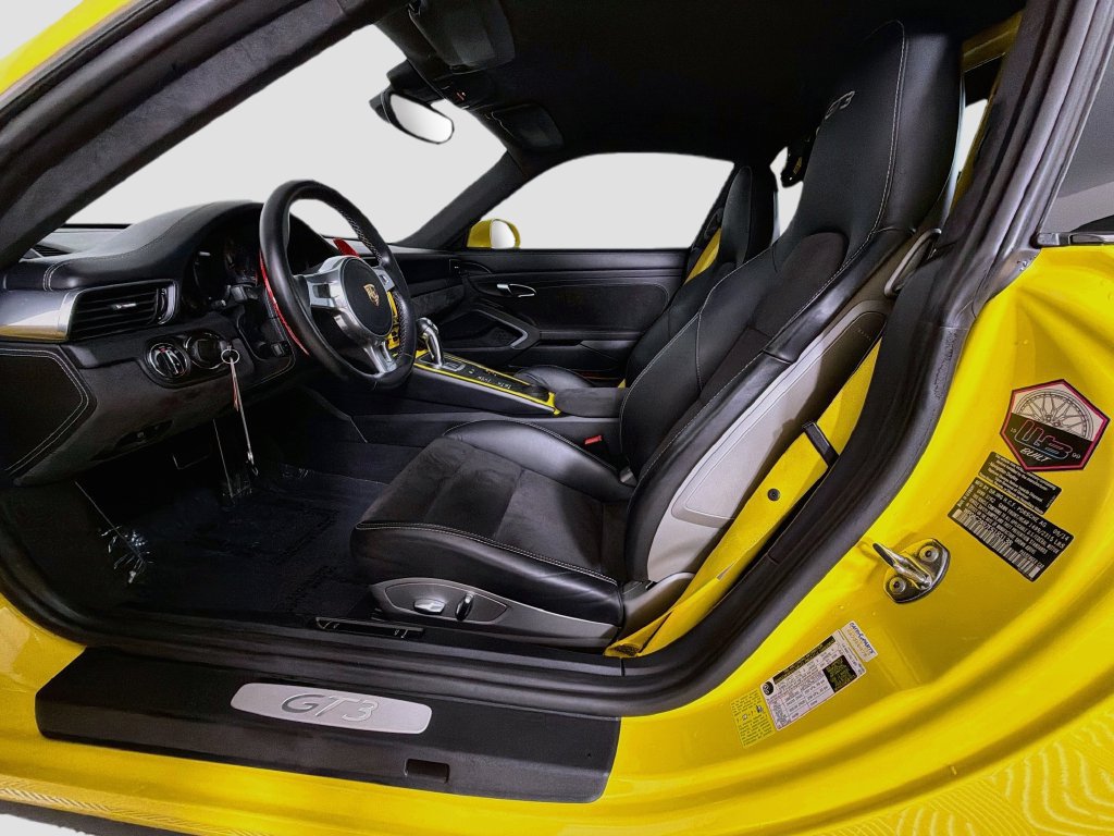 Used 2015 Porsche 911 GT3 RWD image 20