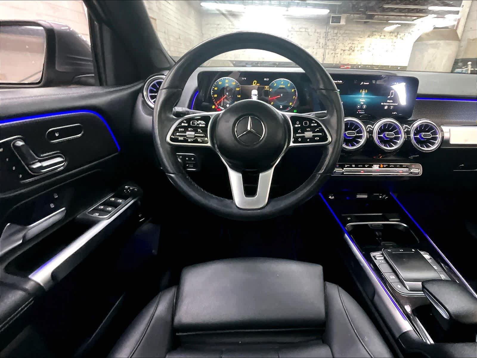 Used 2023 Mercedes-Benz GLB 250 4MATIC image 8