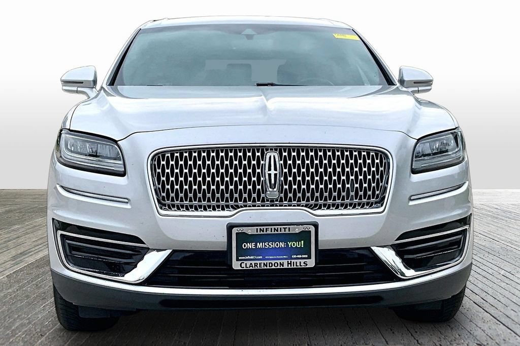 Used 2019 Lincoln Nautilus Premier AWD/4WD image 2