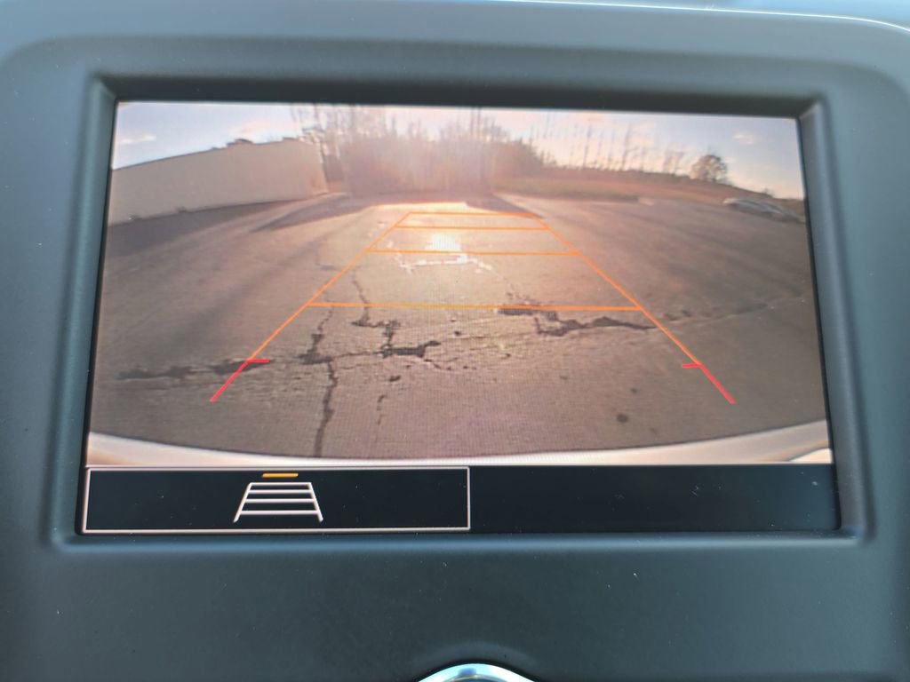 Used 2024 Chevrolet Equinox LT image 23