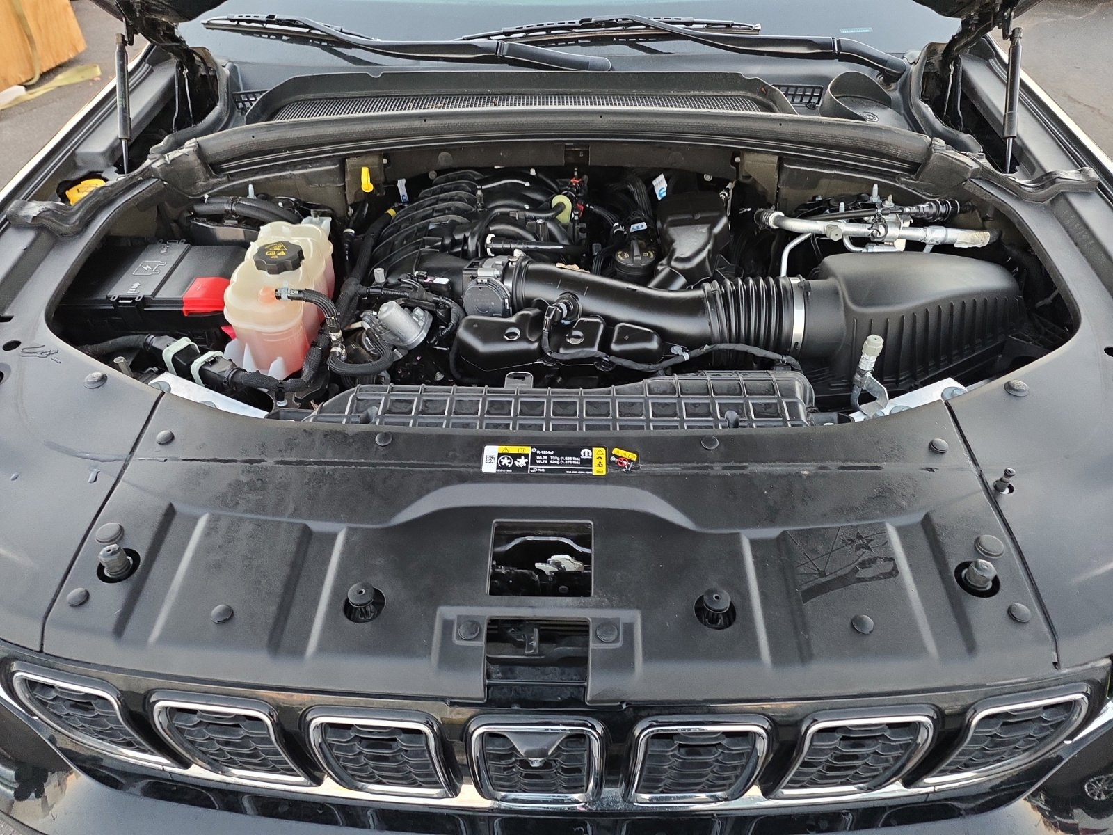 Used 2022 Jeep Grand Cherokee L Limited w/ Luxury Tech Group II image 28