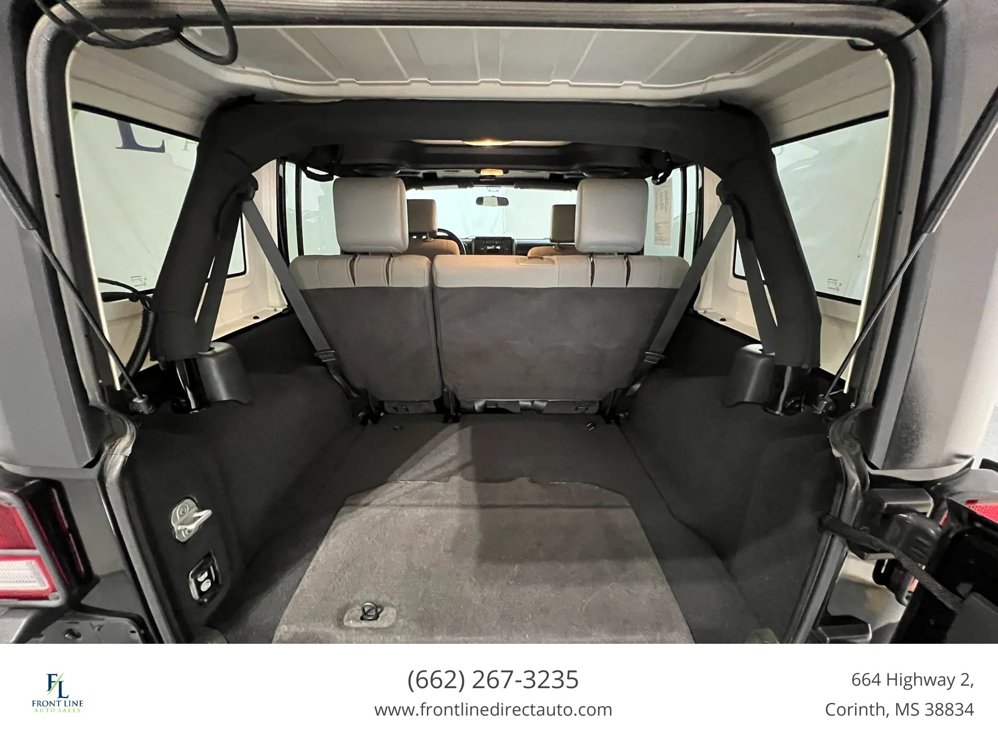 Used 2010 Jeep Wrangler Unlimited Sport RWD image 26