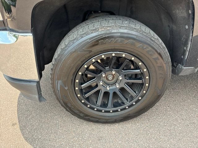 Used 2019 Chevrolet Silverado 1500 LT AWD/4WD image 10