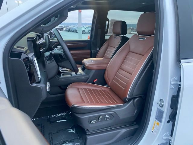 Used 2024 GMC Sierra 3500 Denali Ultimate image 15