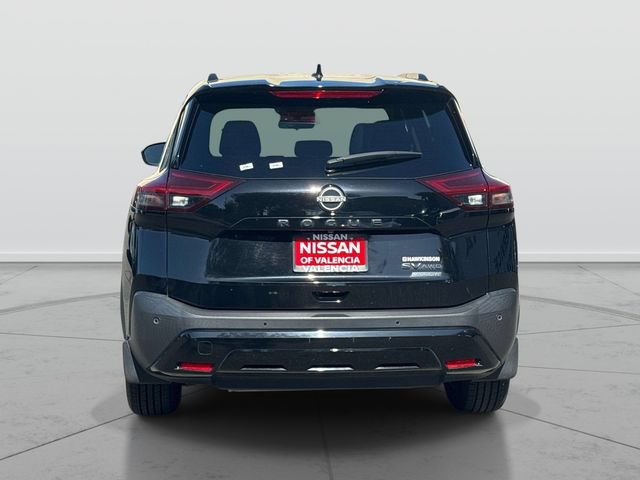 Certified 2023 Nissan Rogue SV w/ SV Premium B Package AWD/4WD image 4