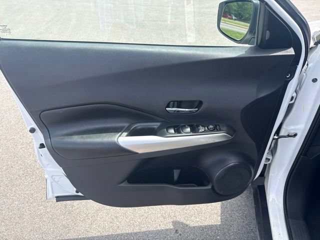 Used 2020 Nissan Kicks SR w/ SR Premium Package FWD image 14