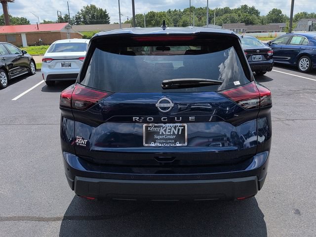 Used 2025 Nissan Rogue SV FWD image 6
