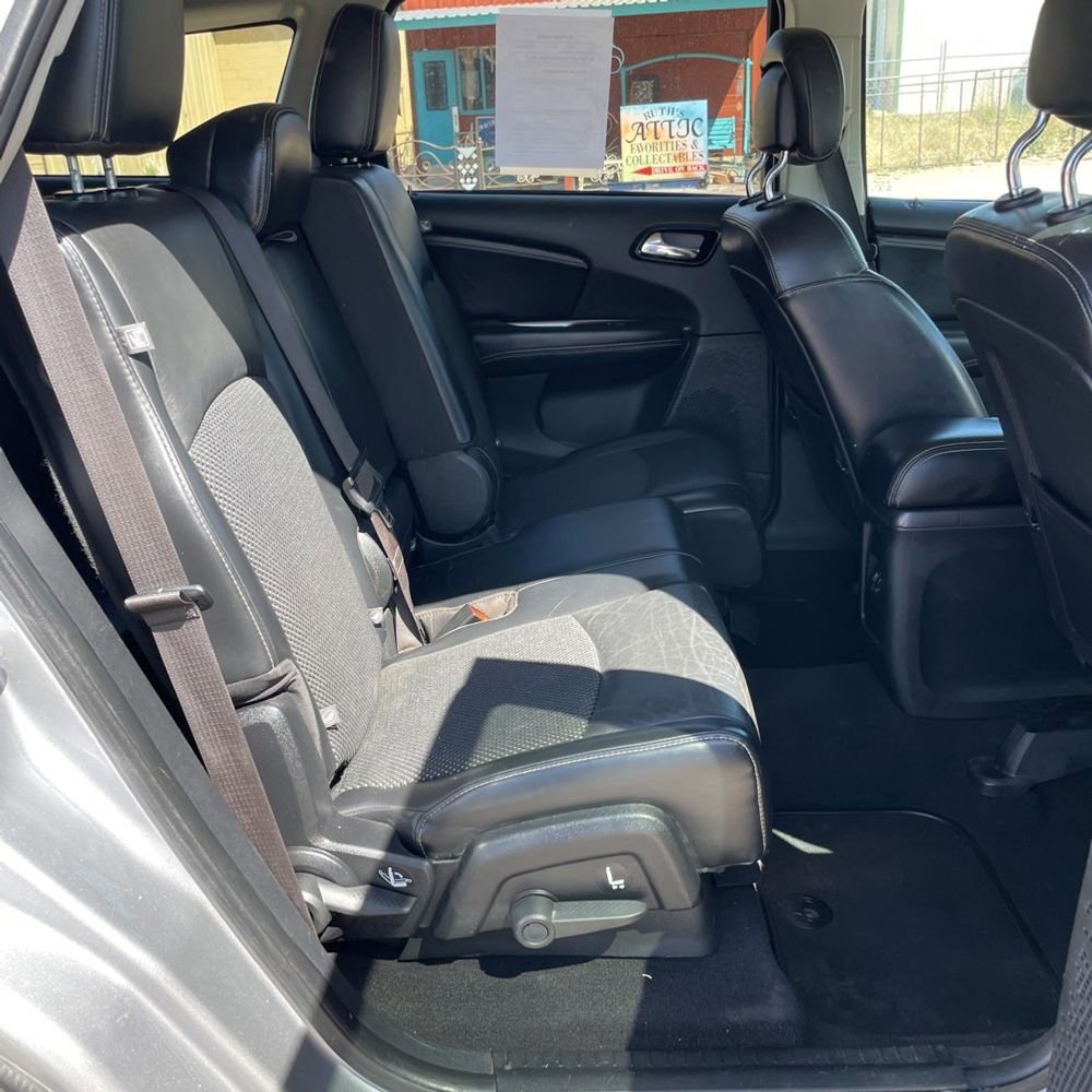 Used 2018 Dodge Journey Crossroad AWD/4WD image 11