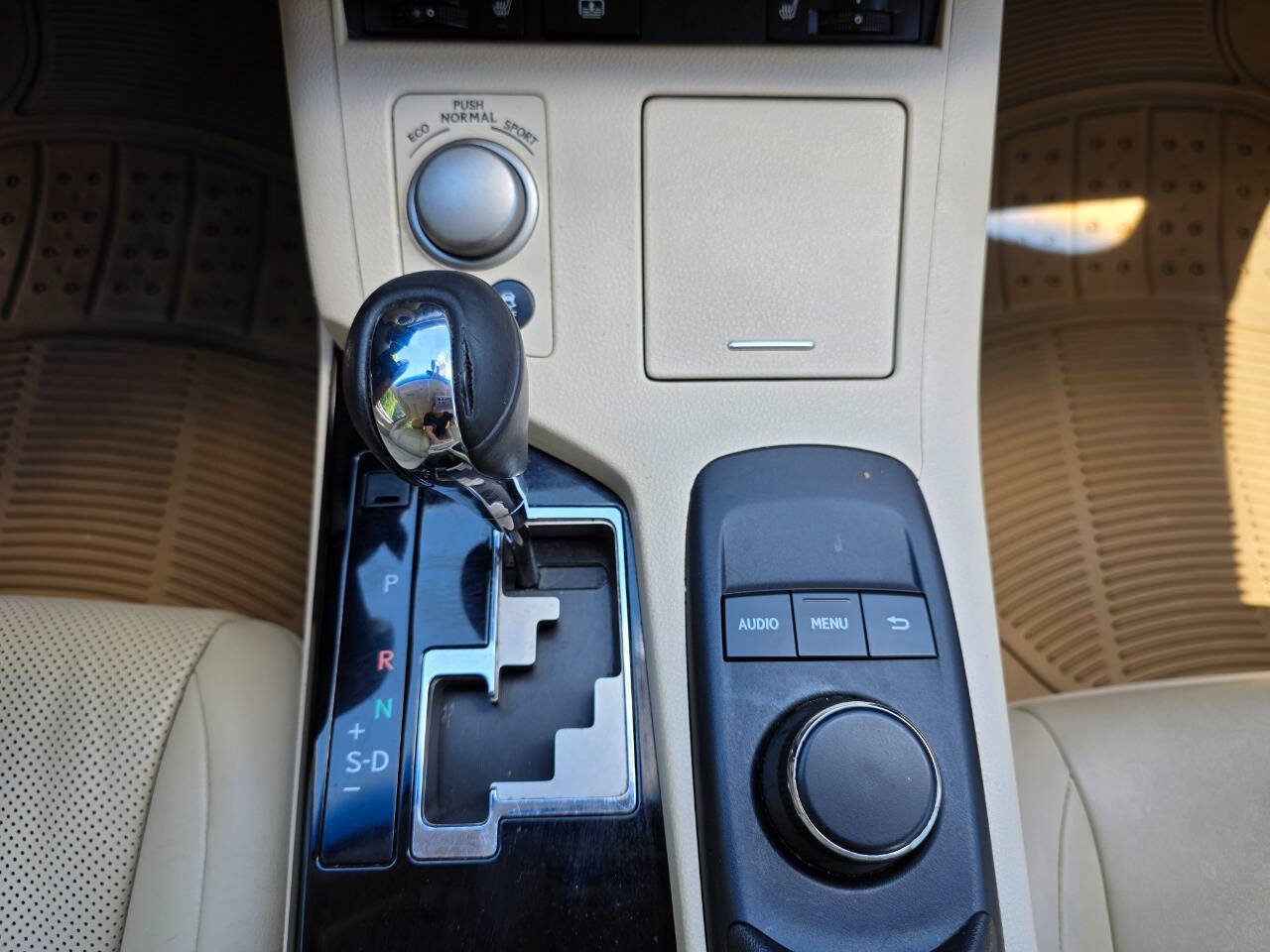 Used 2013 Lexus ES 300h w/ Premium Pkg FWD image 27