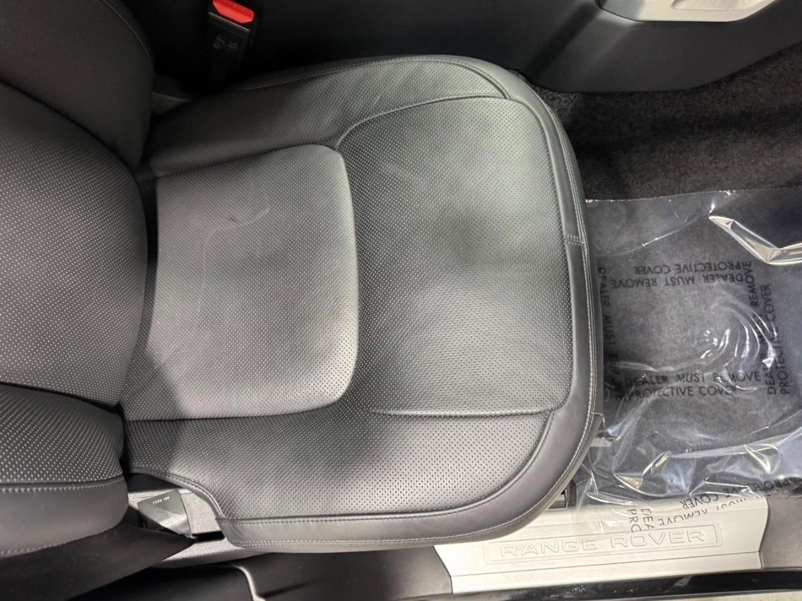 Used 2021 Land Rover Range Rover P525 Westminster Edition image 20