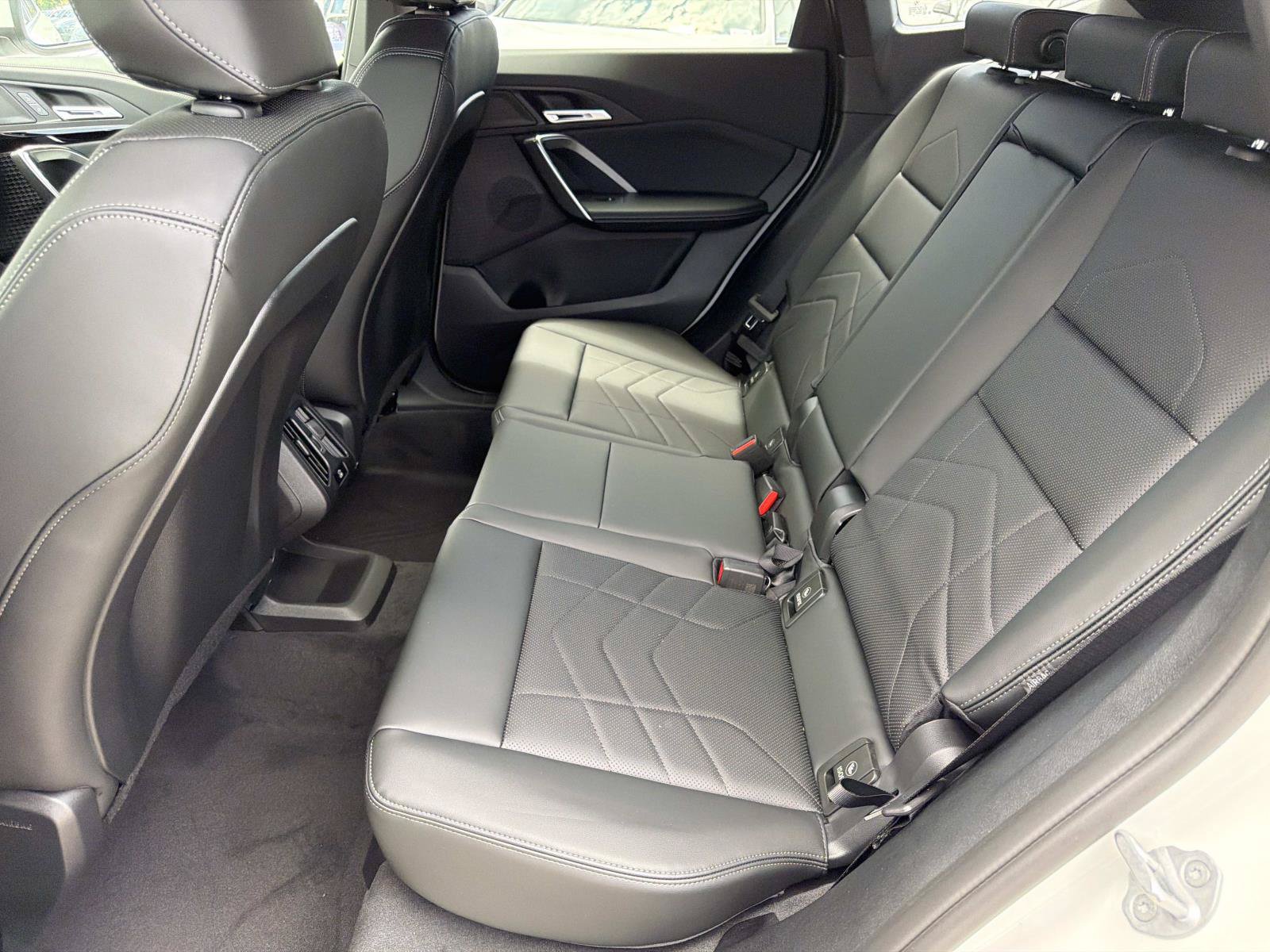 New 2026 BMW X1 xDrive28i w/ Convenience Package AWD/4WD image 11