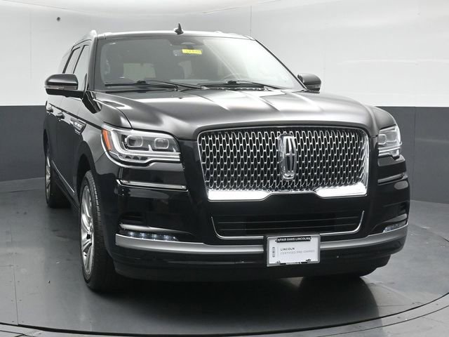 Certified 2023 Lincoln Navigator Reserve AWD/4WD image 2