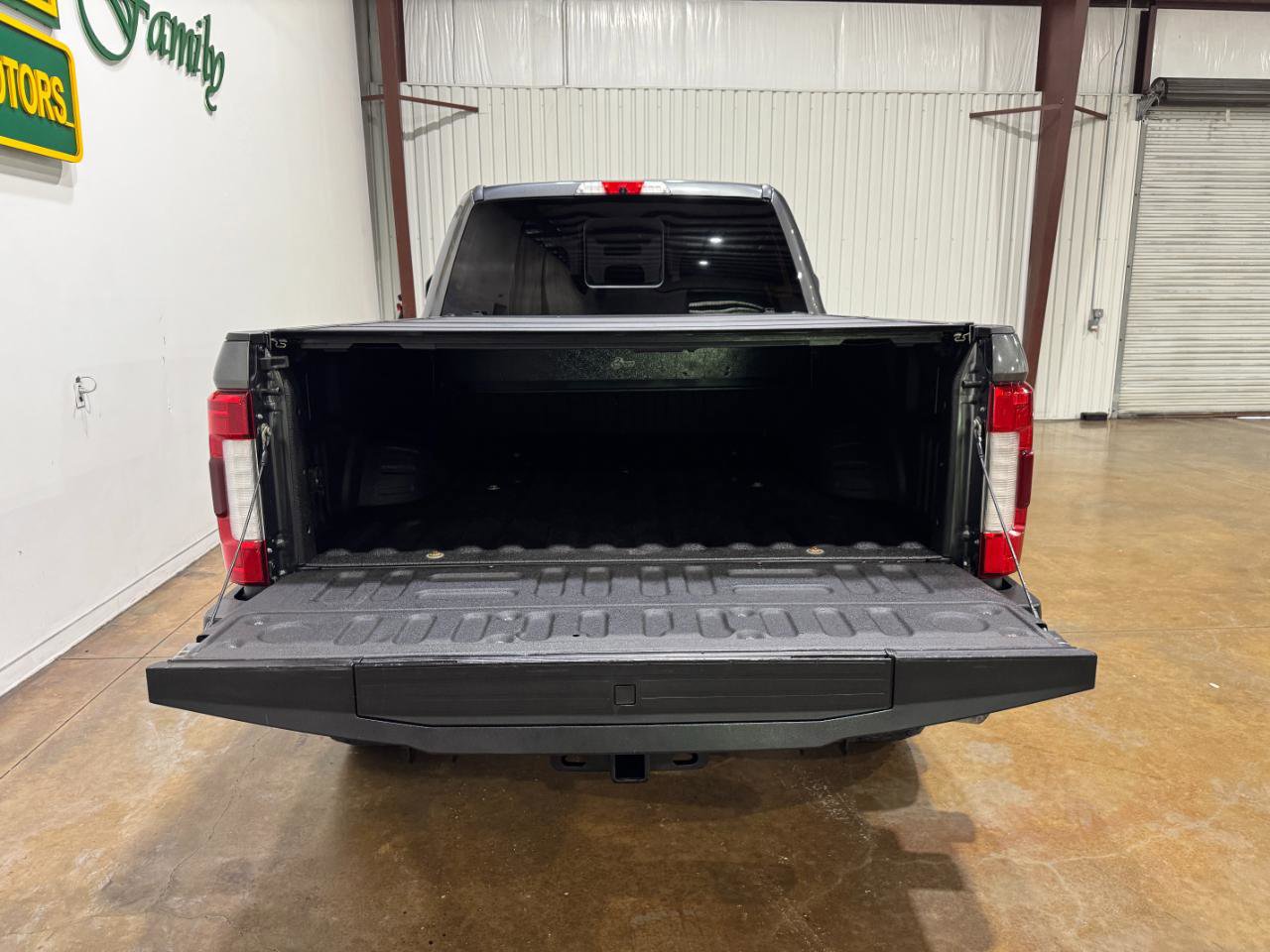 Used 2019 Ford F250 Platinum w/ Platinum Ultimate Package AWD/4WD image 68