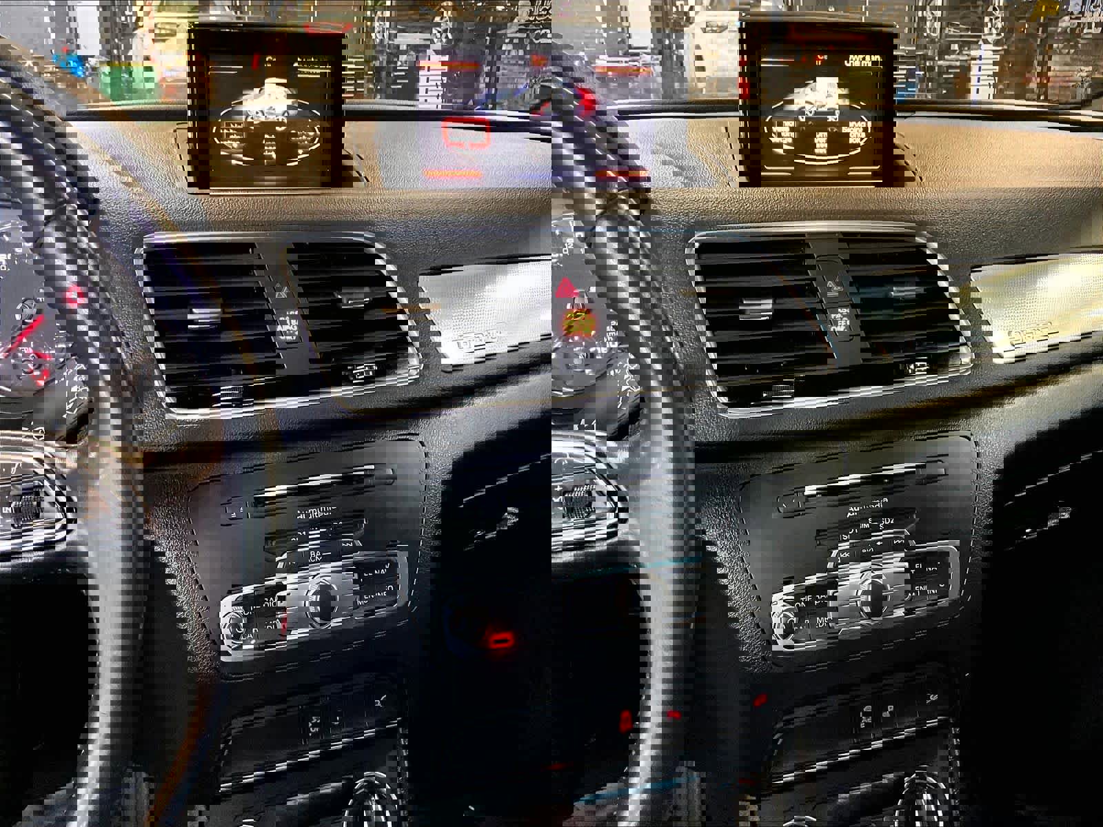 Used 2018 Audi Q3 2.0T Premium image 19