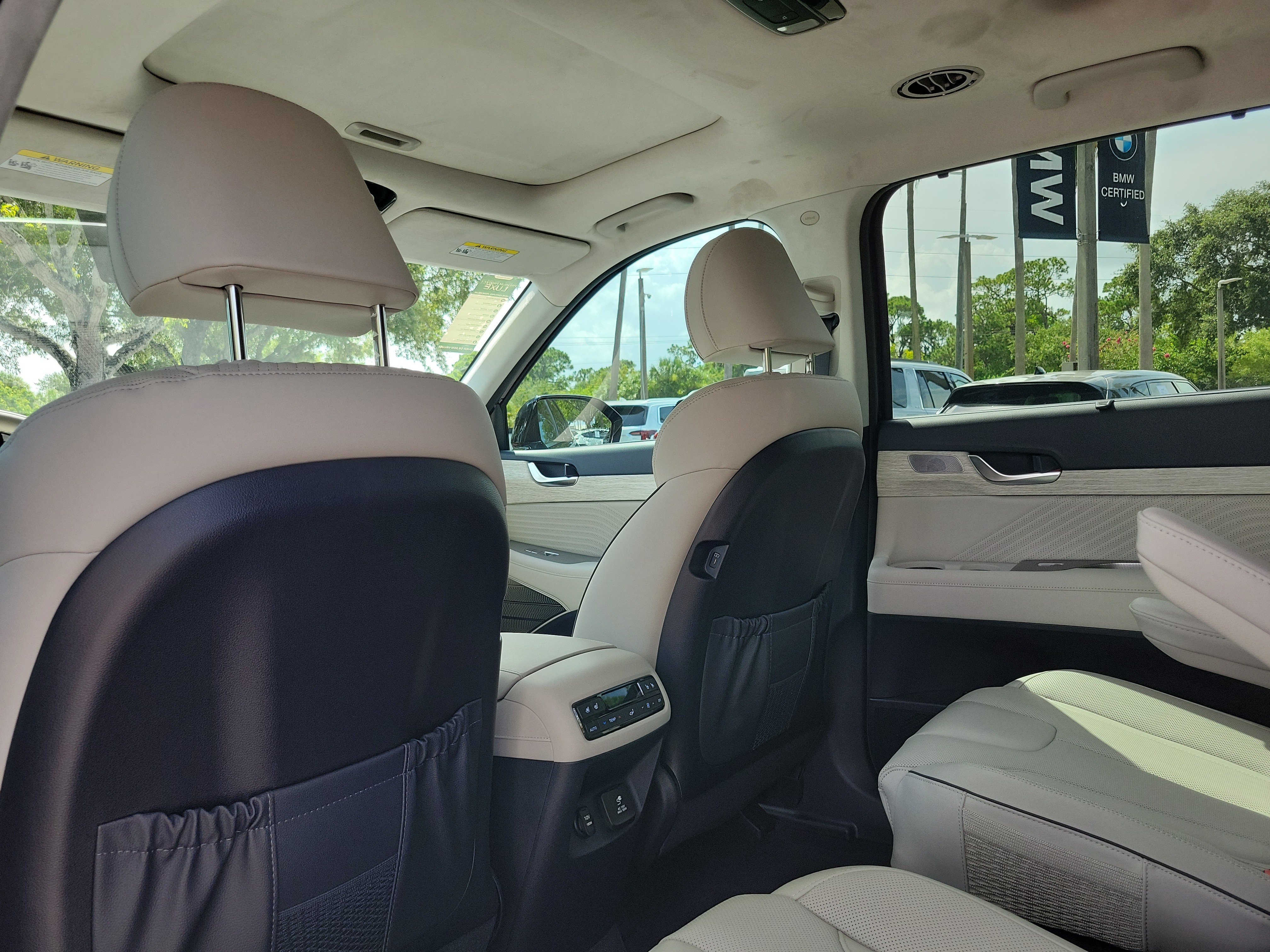 Used 2024 Hyundai Palisade Calligraphy AWD/4WD image 12