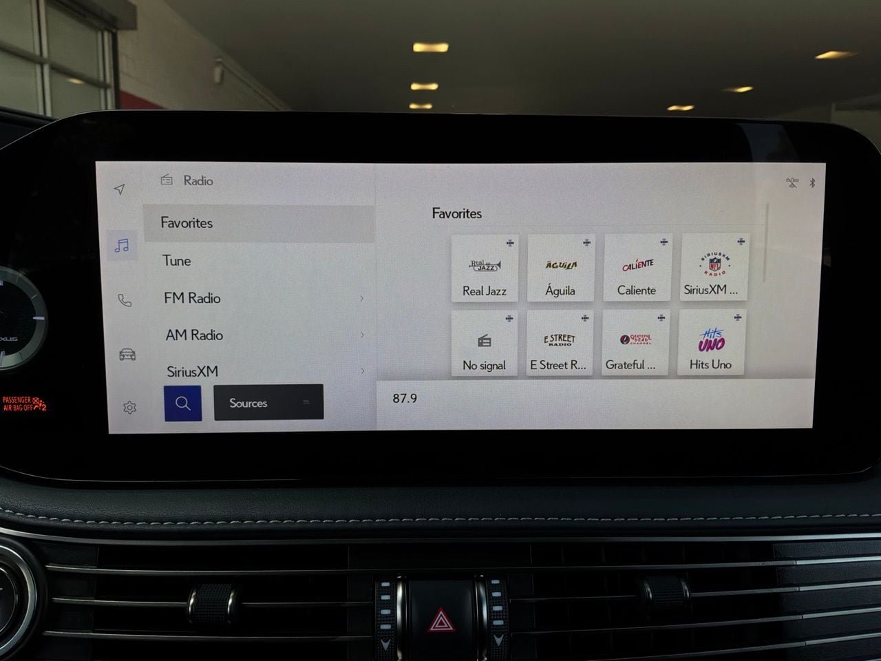 Used 2023 Lexus LS 500 F Sport w/ Cold Weather Package (CK) RWD image 42