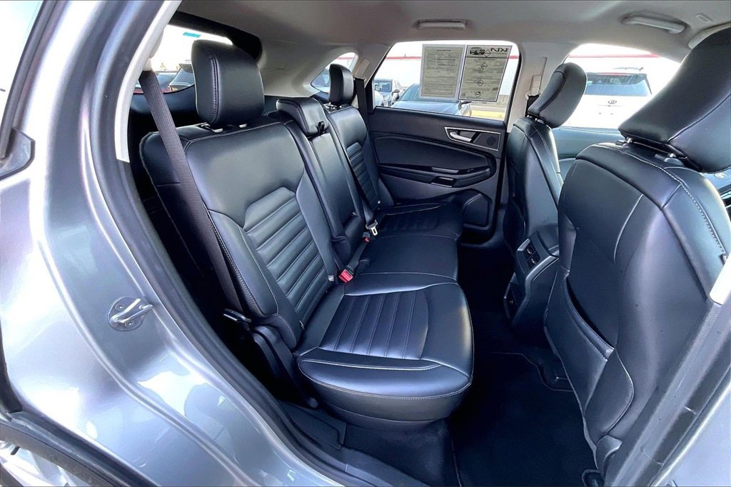 Used 2024 Ford Edge SEL image 27