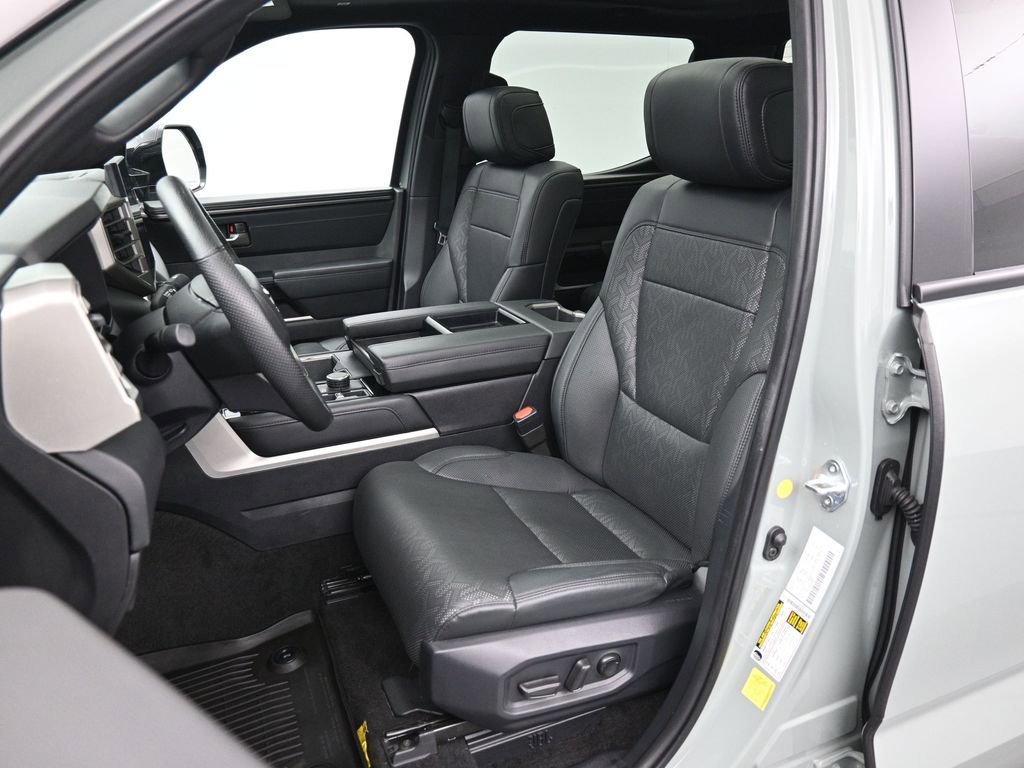 Used 2025 Toyota Tundra Limited image 10