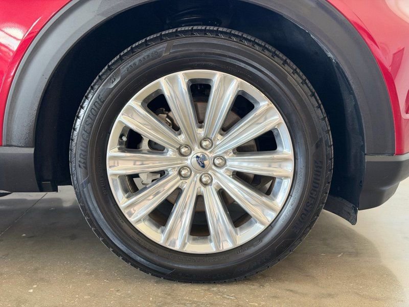 Used 2021 Ford Explorer Limited w/ Equipment Group 301A RWD image 10