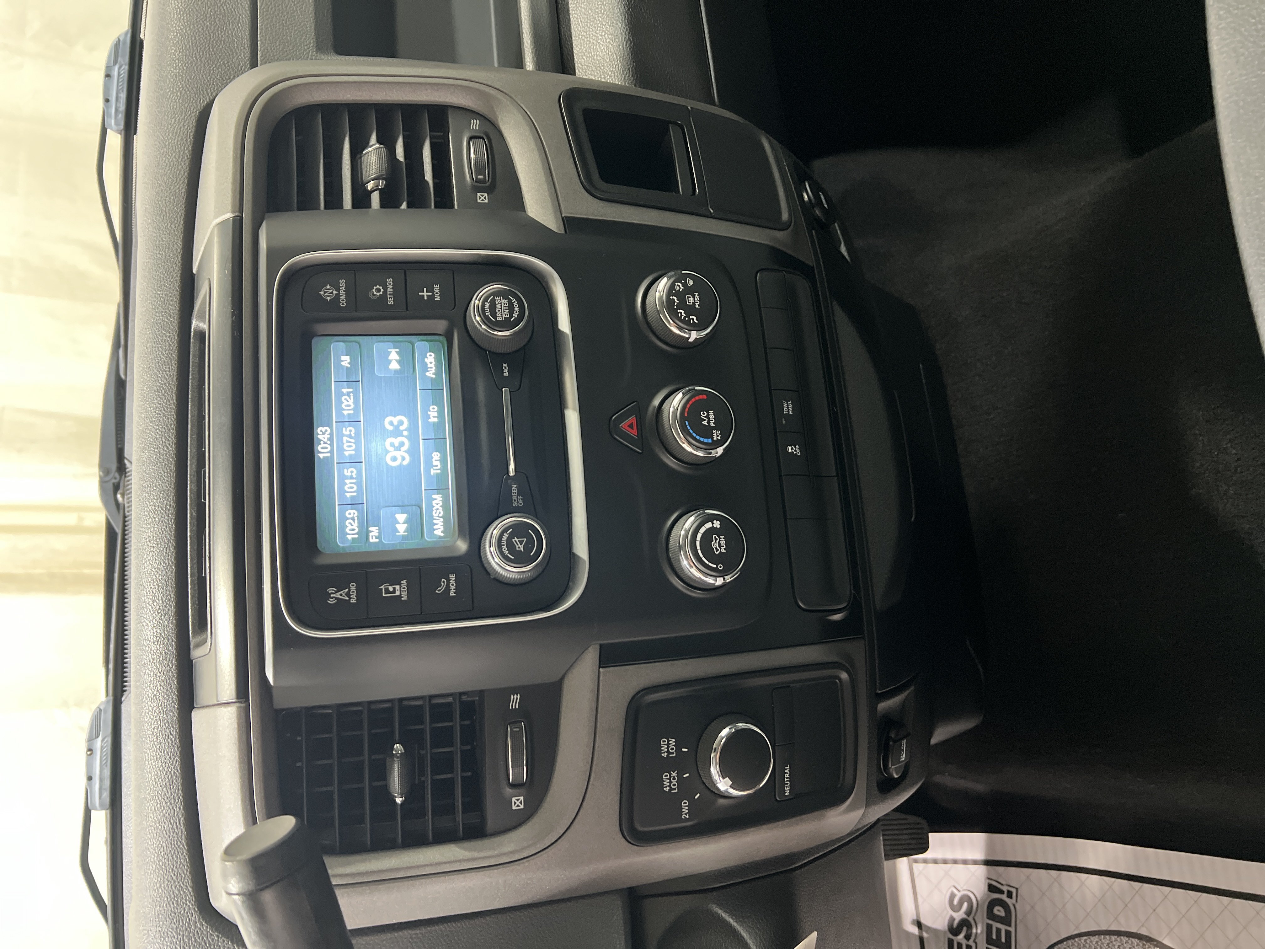 Used 2018 RAM 1500 Express w/ Express Value Package AWD/4WD image 9