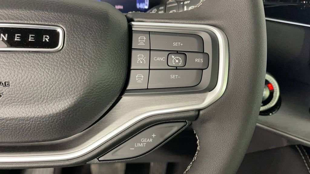 New 2025 Jeep Wagoneer Series II image 24