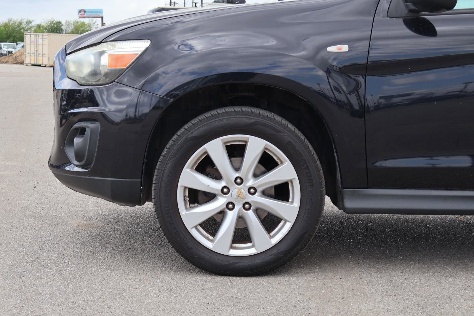 Used 2015 Mitsubishi Outlander Sport ES image 2