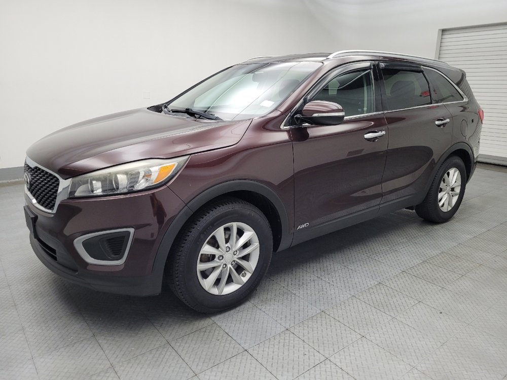 Used 2016 Kia Sorento LX image 2