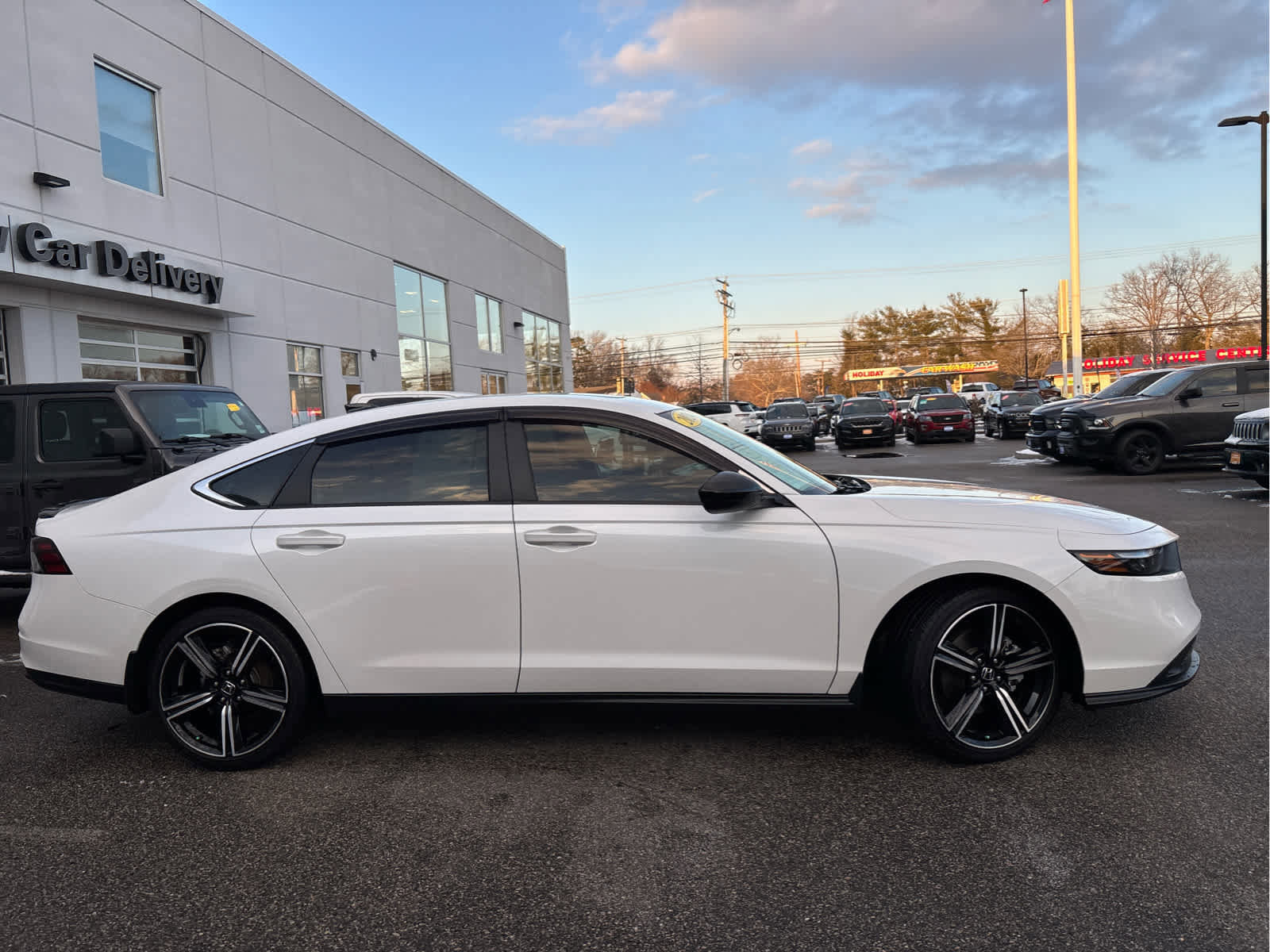 Used 2024 Honda Accord Sport image 3