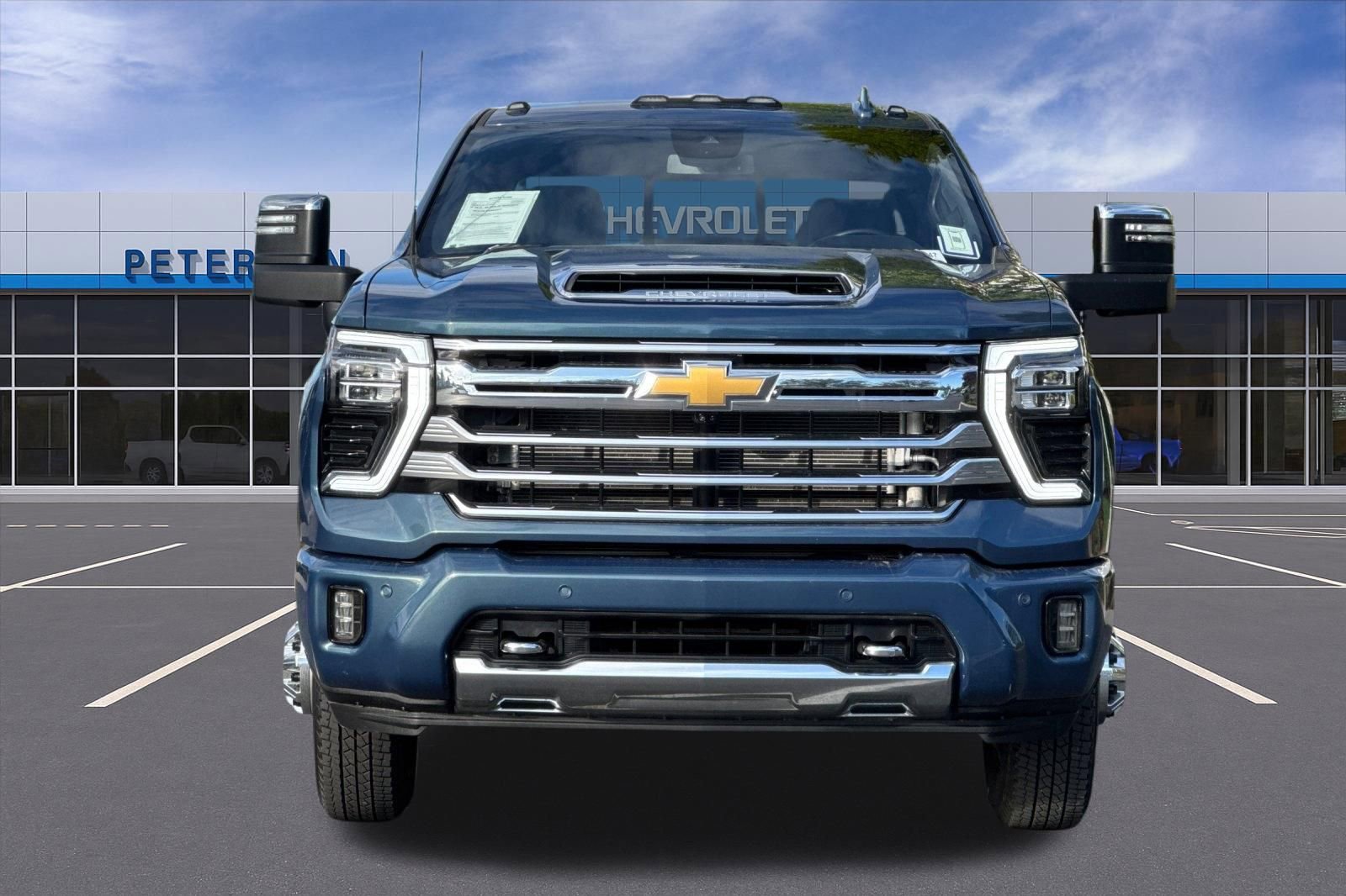 Certified 2024 Chevrolet Silverado 3500 High Country AWD/4WD image 9