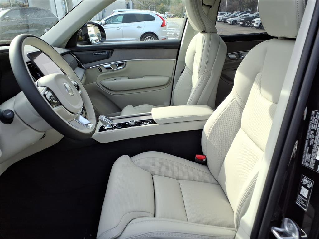 New 2026 Volvo XC90 B6 Ultra w/ Protection Package Premier image 16