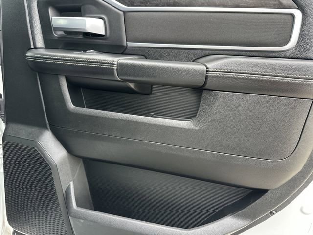 Used 2024 RAM 3500 Big Horn image 17