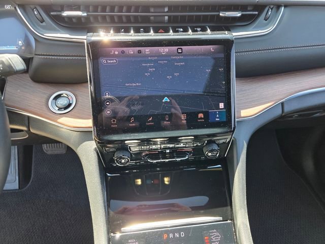 Used 2025 Jeep Grand Cherokee Summit image 14