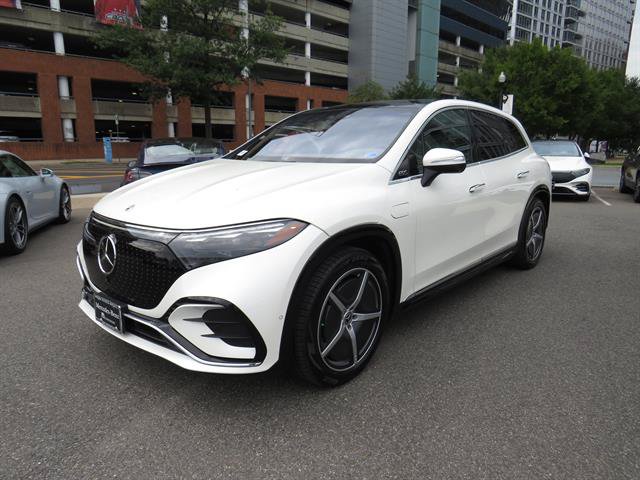 Used 2023 Mercedes-Benz EQS 580 4MATIC SUV image 1