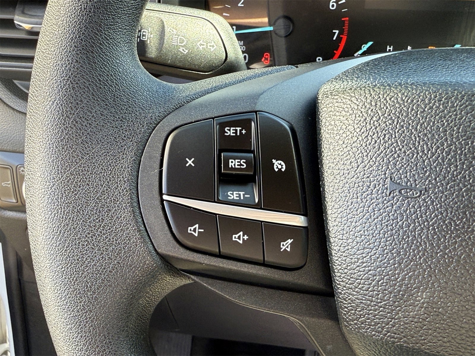 Used 2023 Ford Explorer 4WD image 26