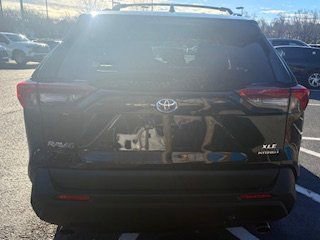 Used 2021 Toyota RAV4 XLE w/ Convenience Package image 14