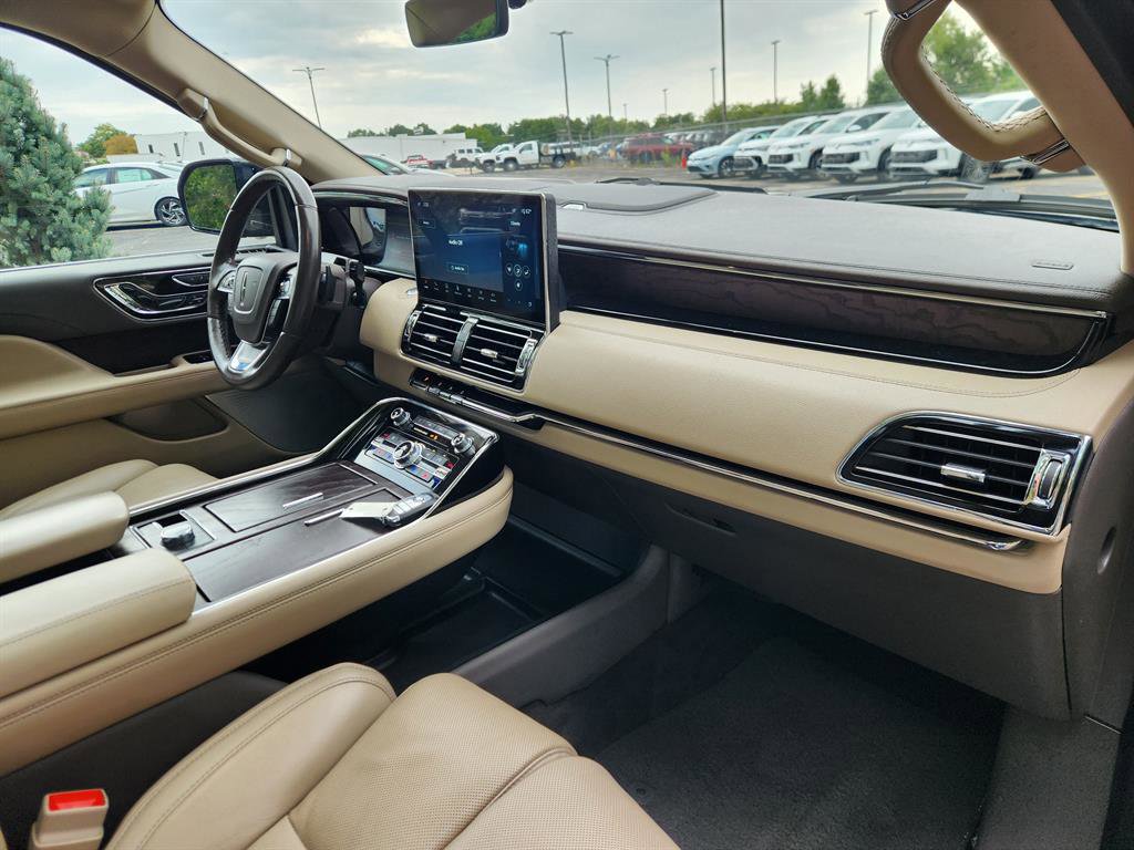 Certified 2023 Lincoln Navigator Reserve image 15