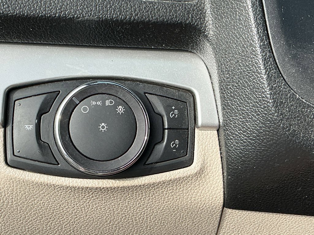 Used 2018 Ford Explorer FWD image 24