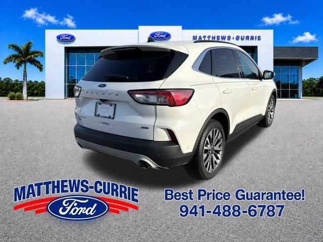 Certified 2020 Ford Escape Titanium FWD image 4