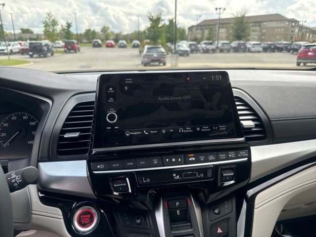 New 2026 Honda Odyssey Touring image 14