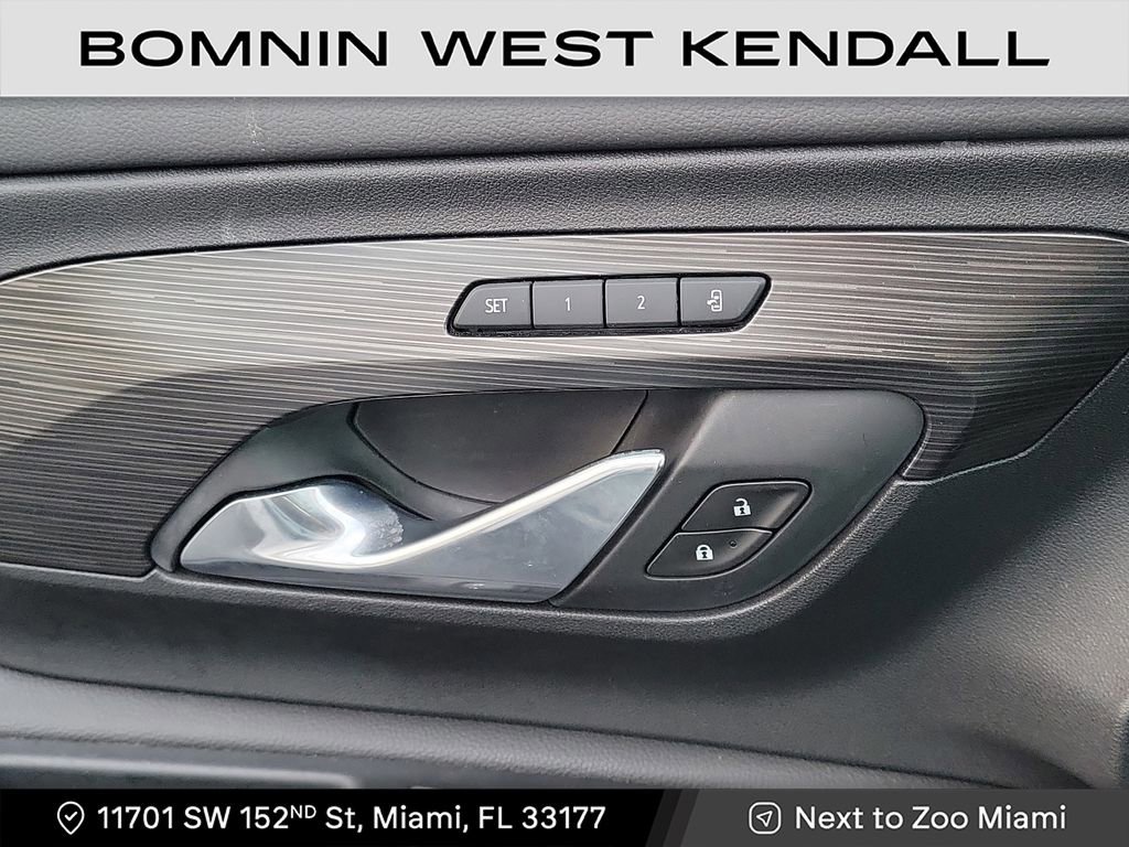 Used 2020 GMC Terrain SLT w/ Preferred Package image 29