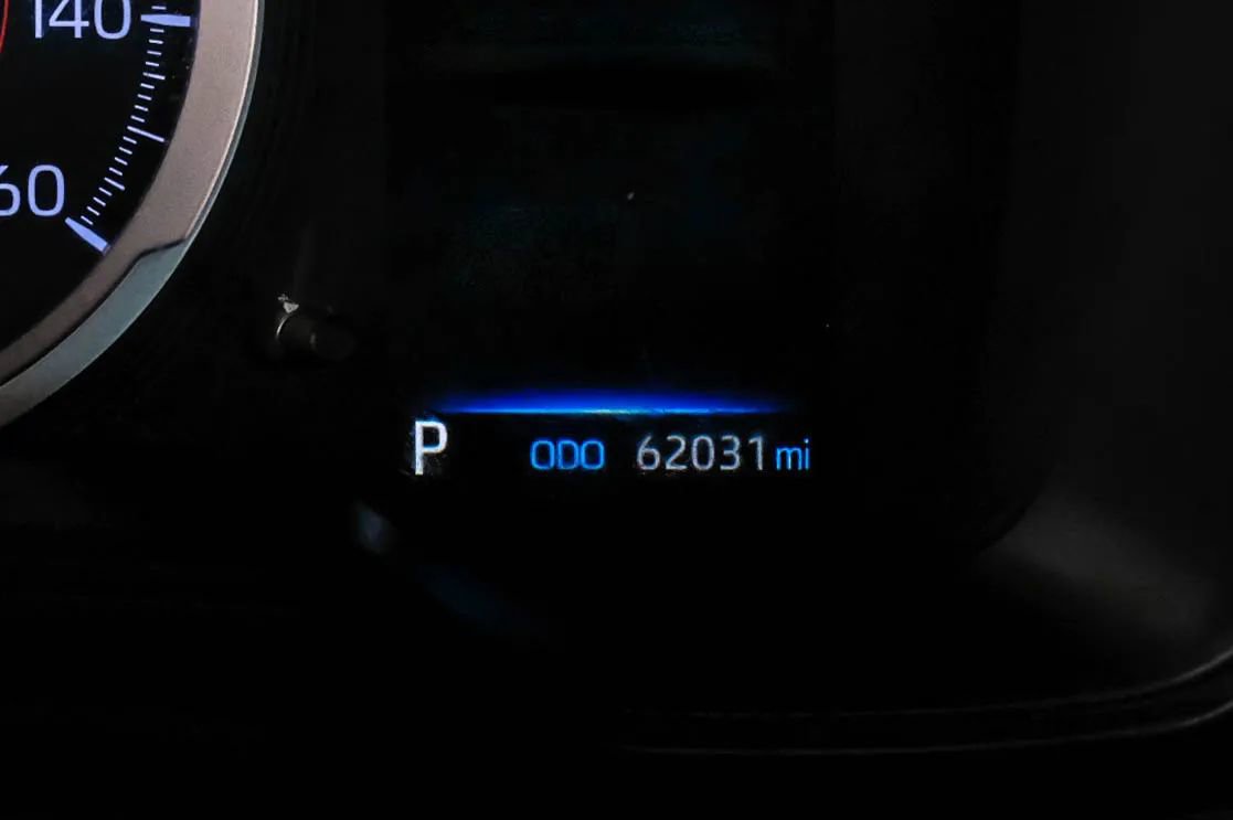 Used 2020 Toyota Corolla SE FWD image 19