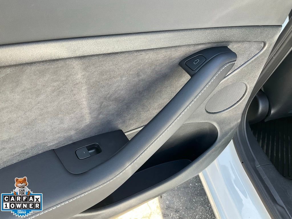 Used 2023 Tesla Model 3 Standard Range image 49