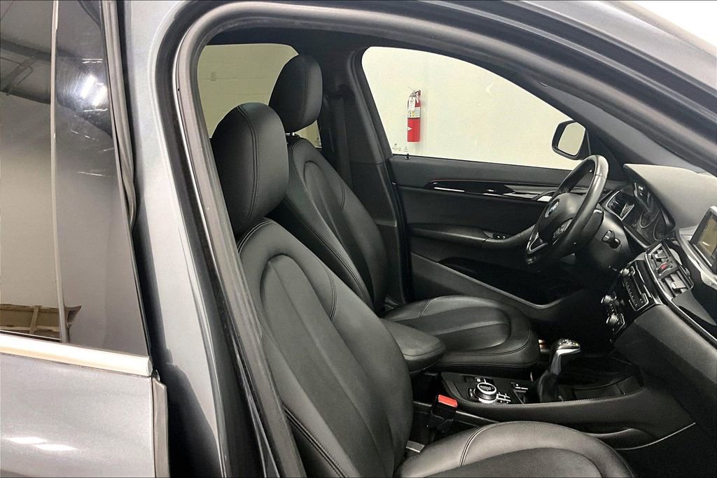 Used 2017 BMW X1 xDrive28i image 10