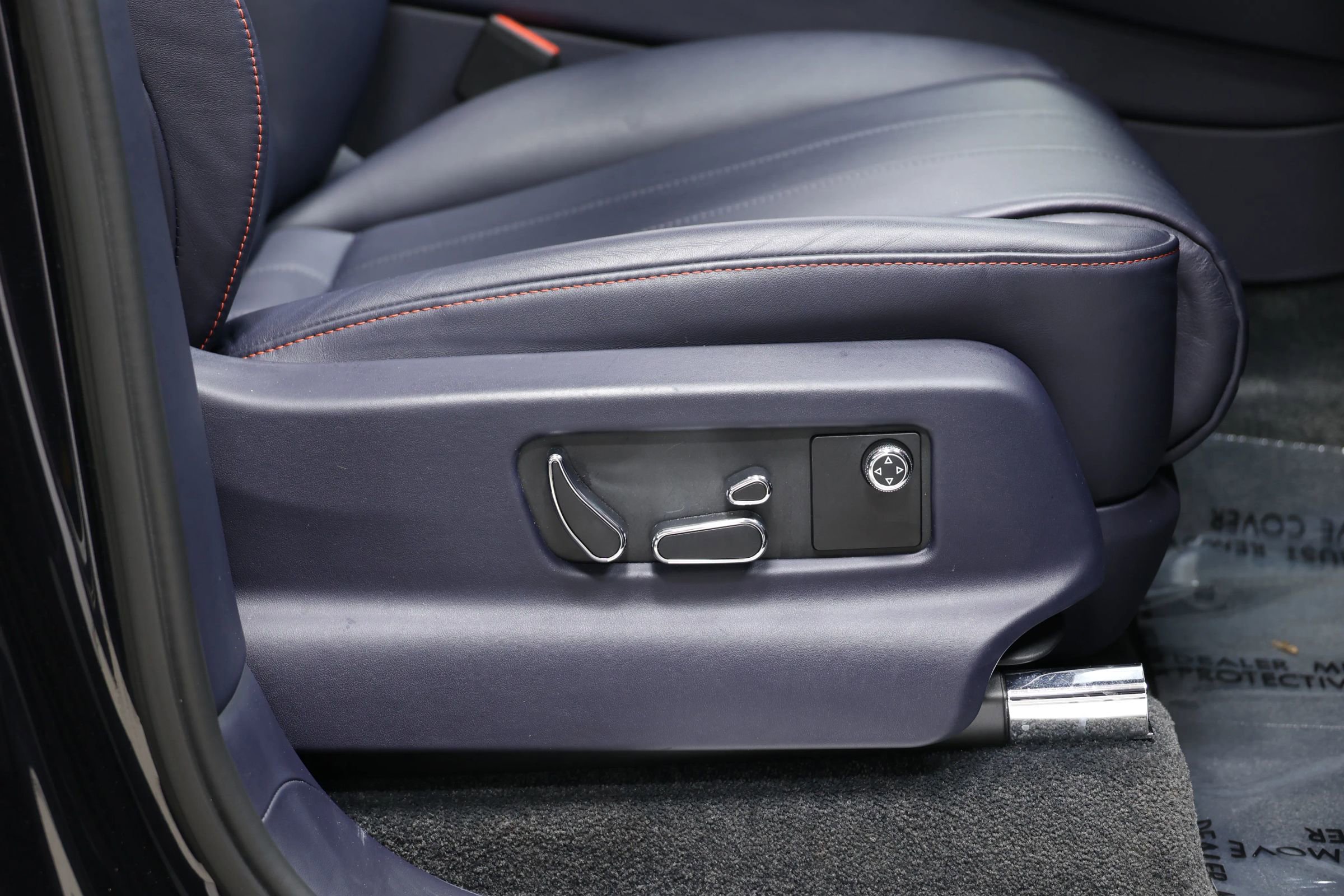 Used 2019 Bentley Bentayga AWD/4WD image 89