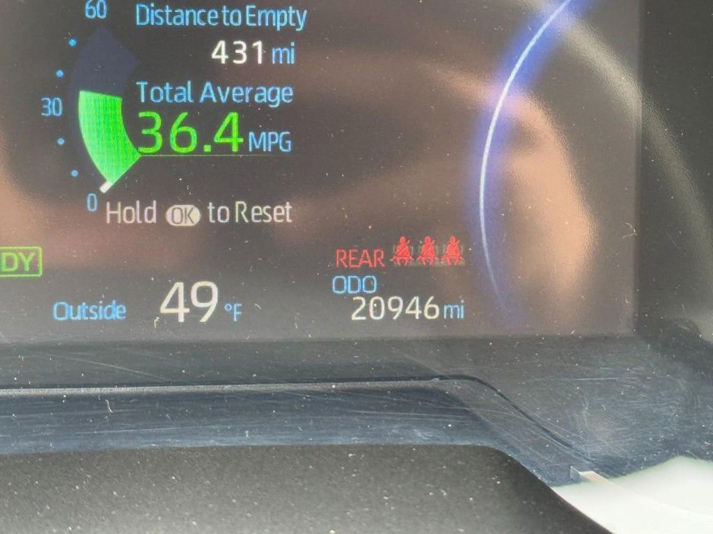 Used 2025 Toyota RAV4 LE image 18